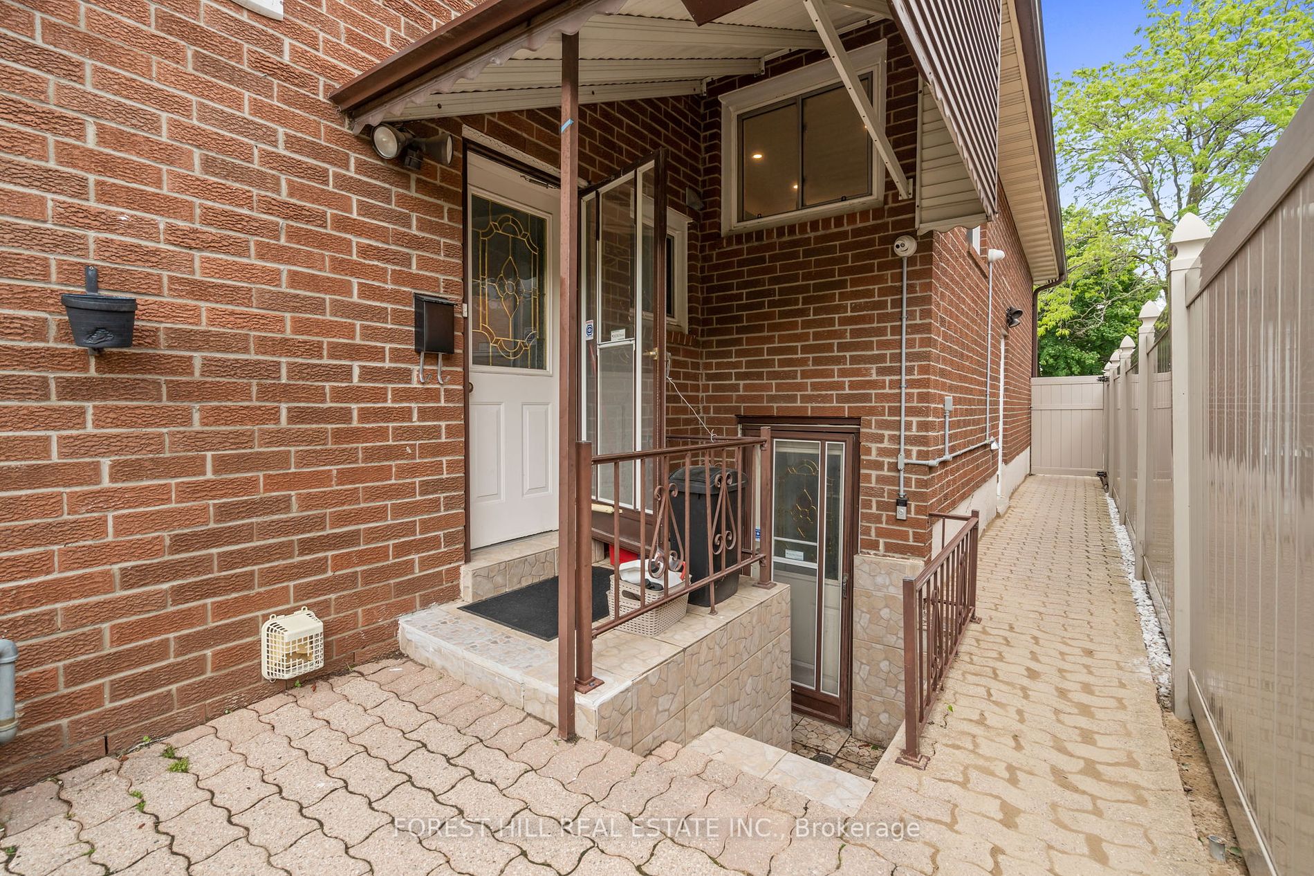 37 Cherry Hills Rd