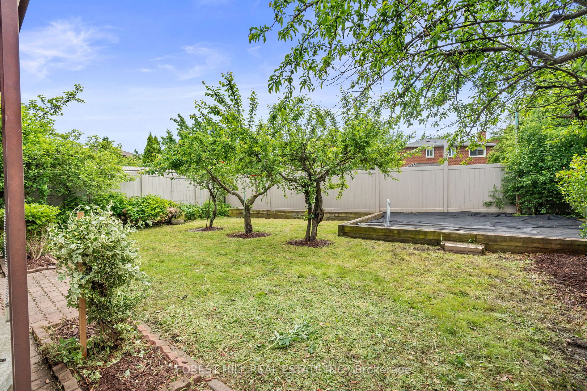 37 Cherry Hills Rd