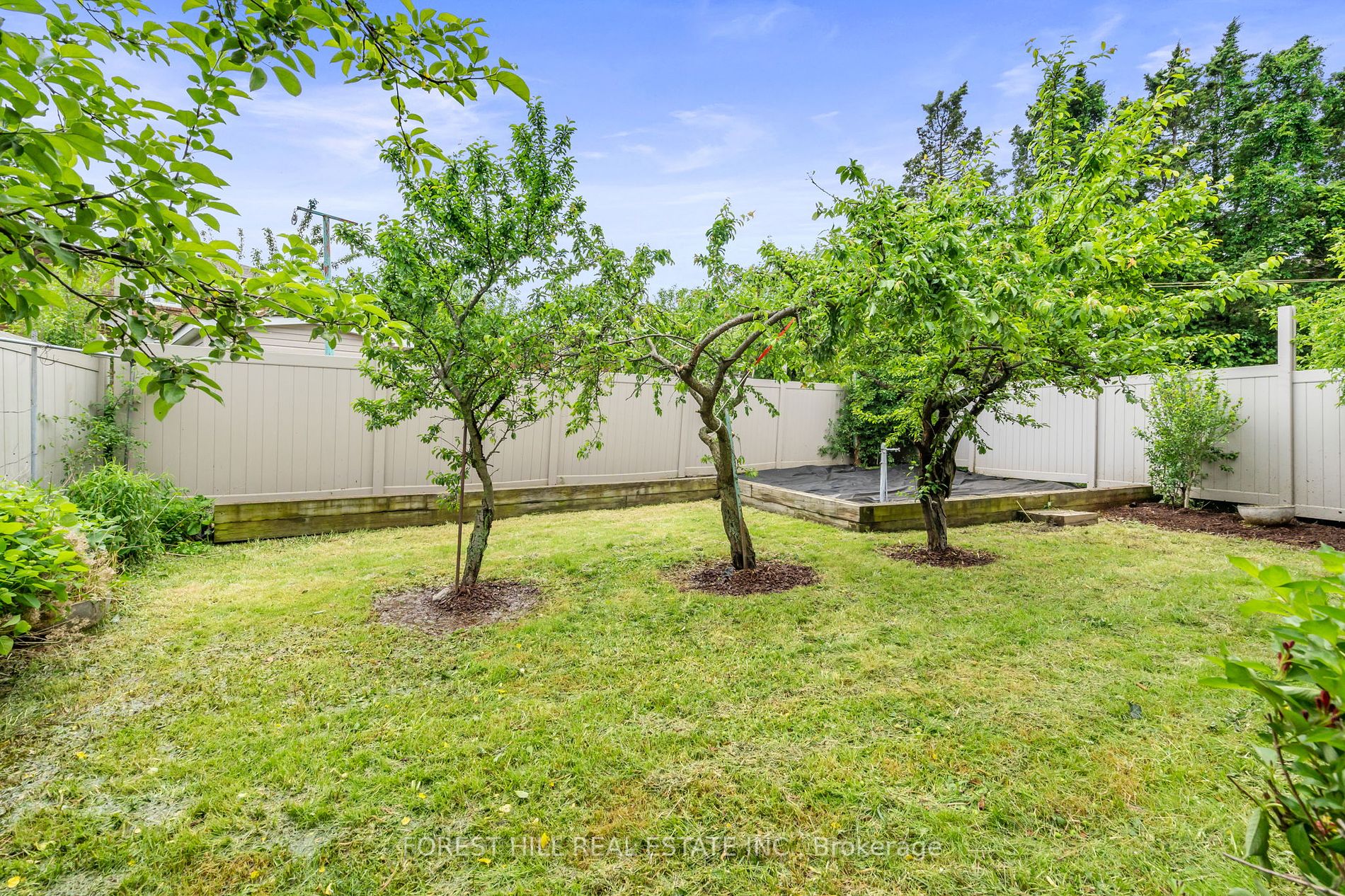 37 Cherry Hills Rd
