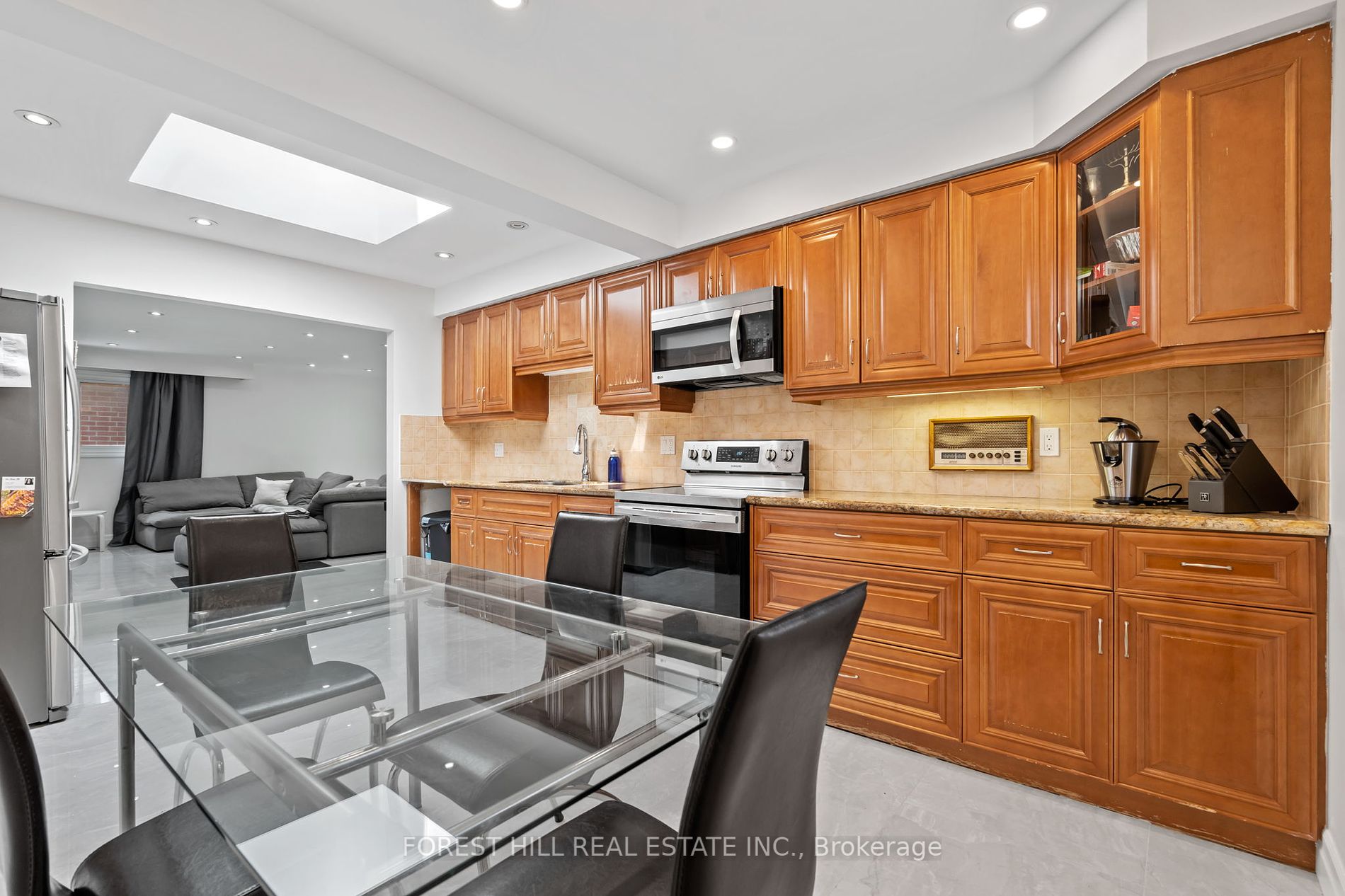 37 Cherry Hills Rd
