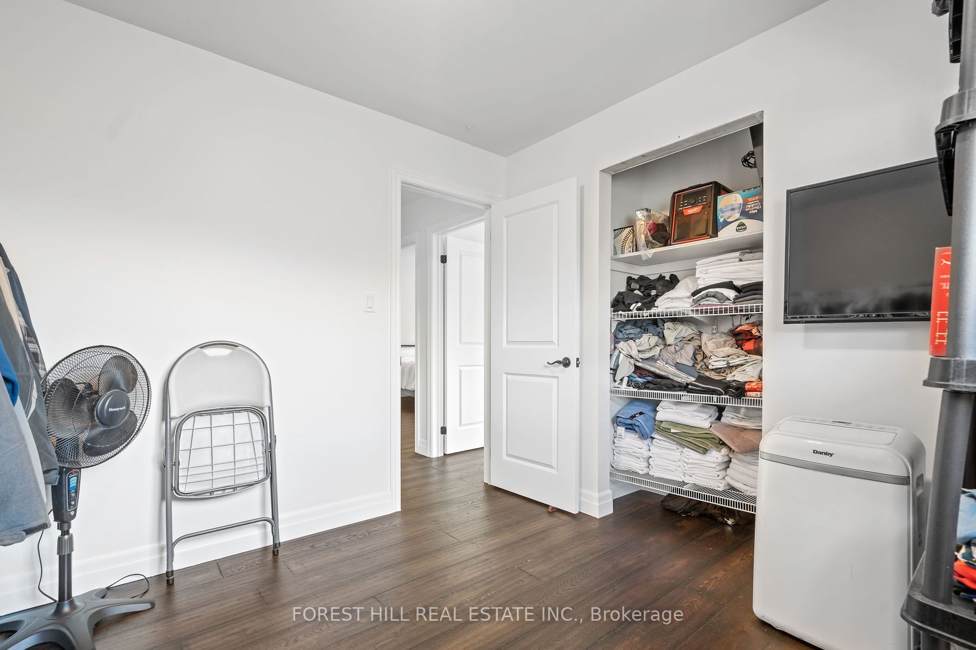 37 Cherry Hills Rd