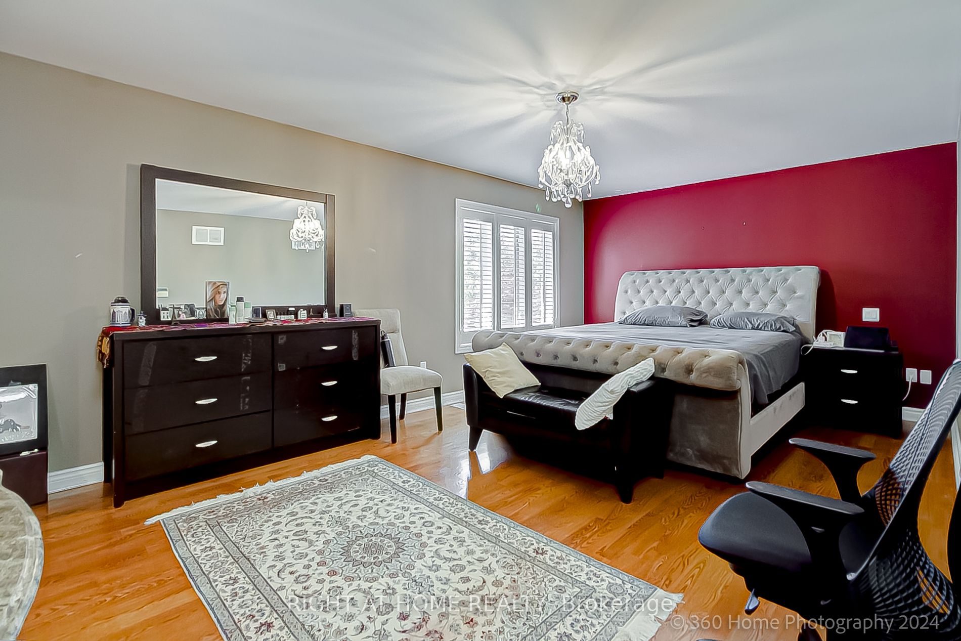 103 Oak Ave