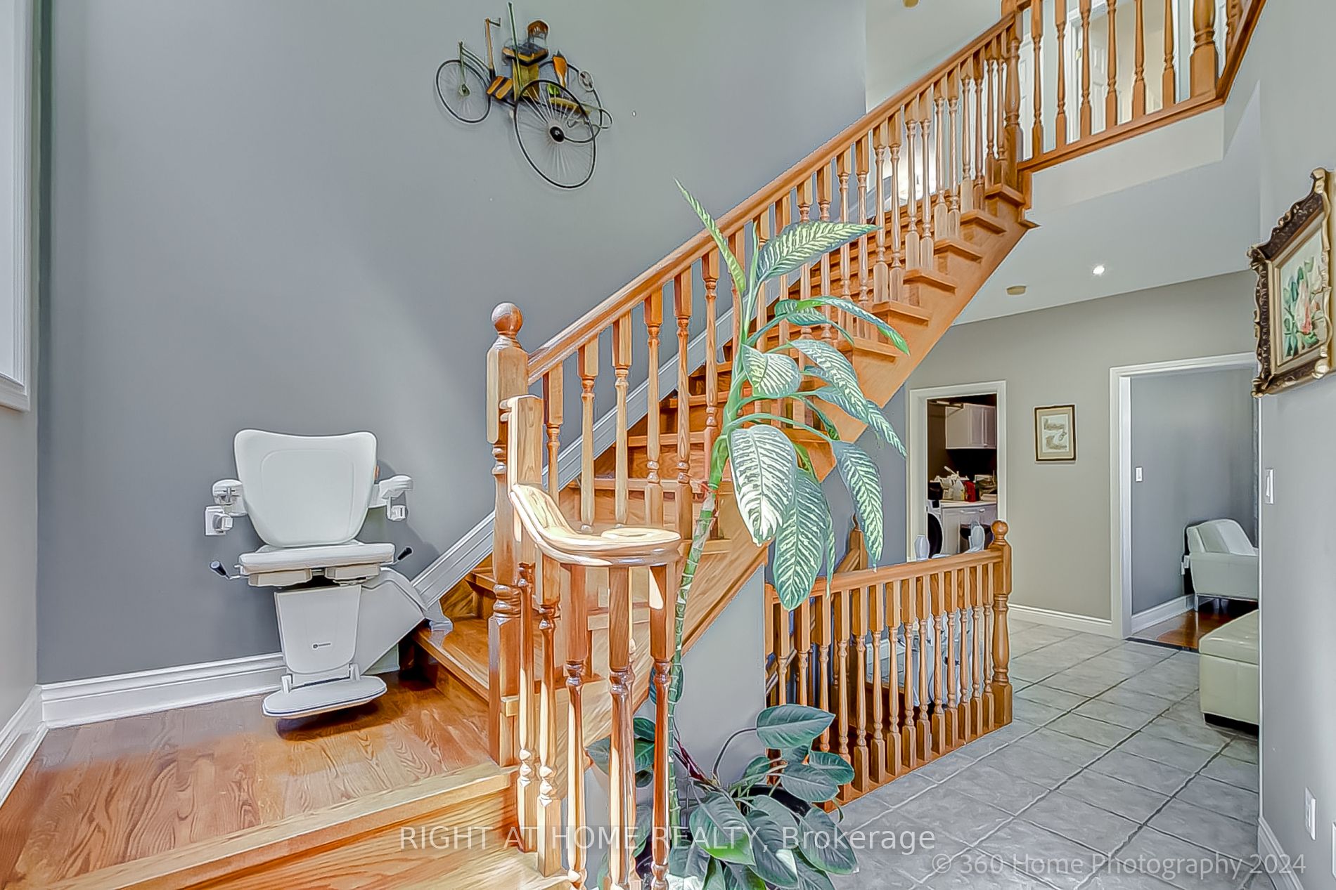 103 Oak Ave
