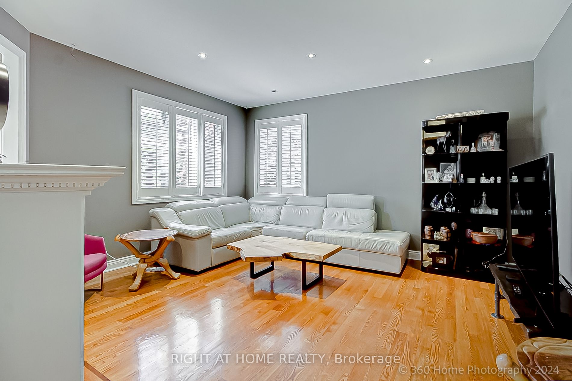 103 Oak Ave