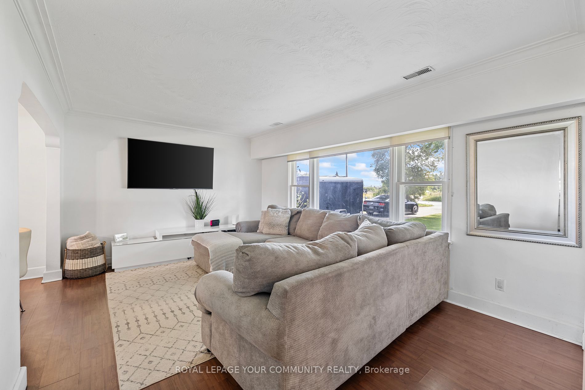 70 Simmons St