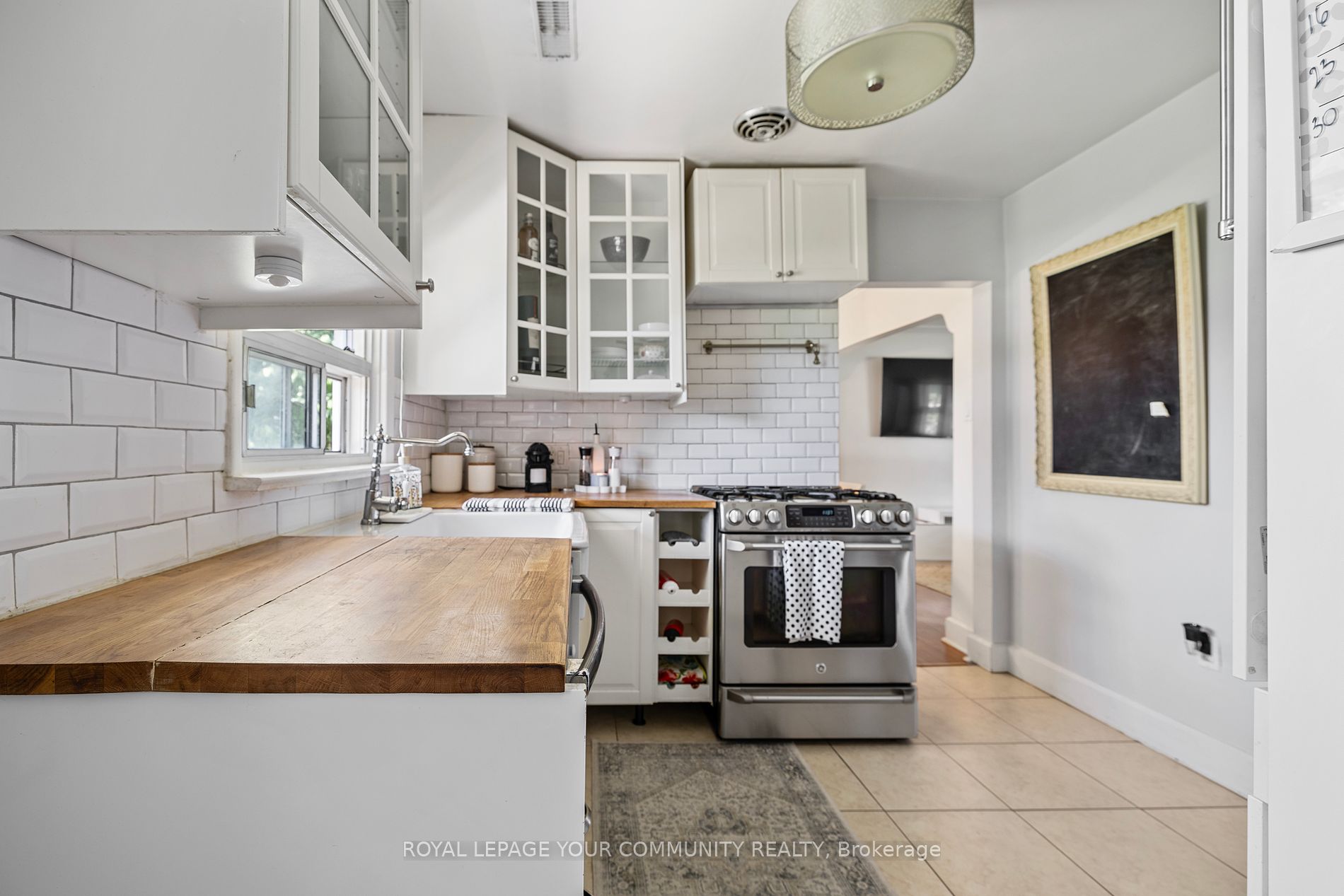 70 Simmons St