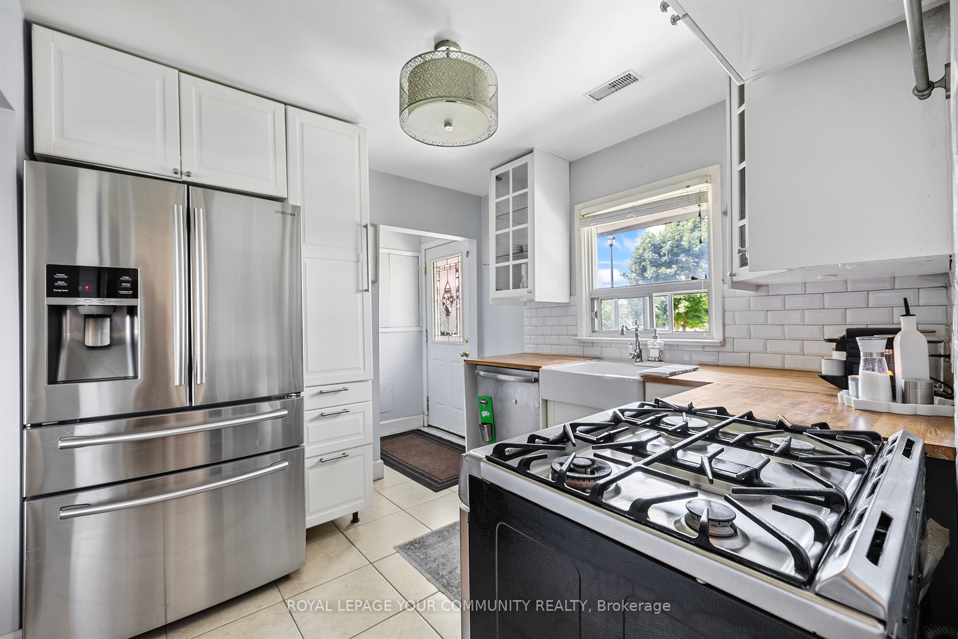 70 Simmons St