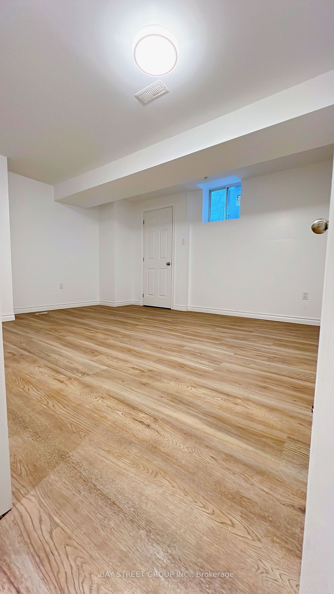 1031 Wilbur Pipher Circ