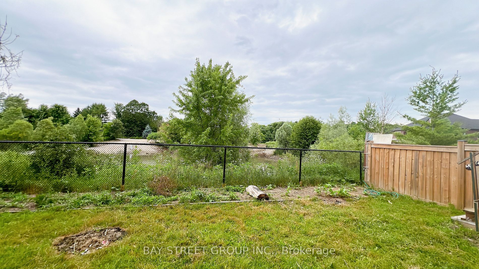 1031 Wilbur Pipher Circ