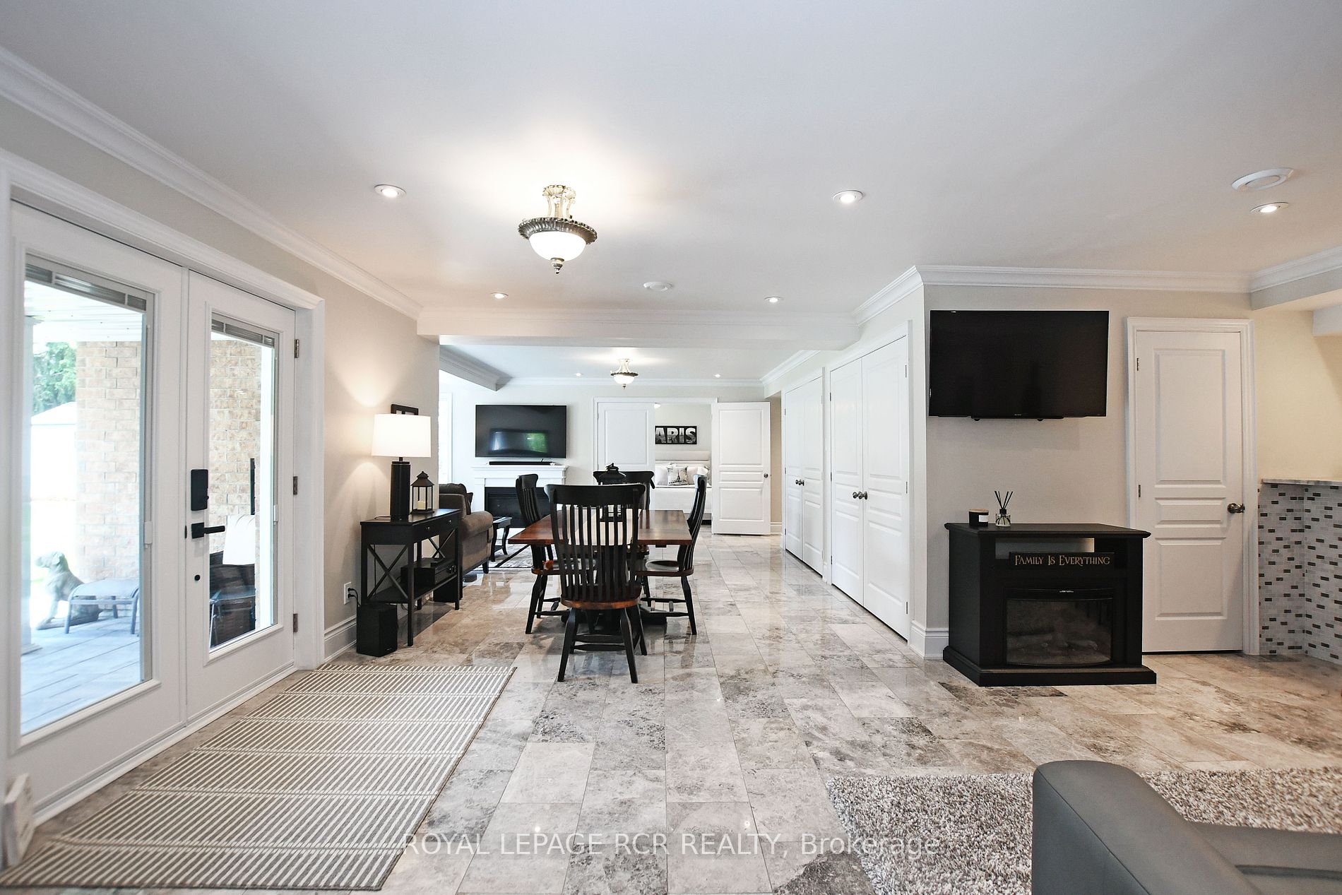 100 Woodland Hills Blvd