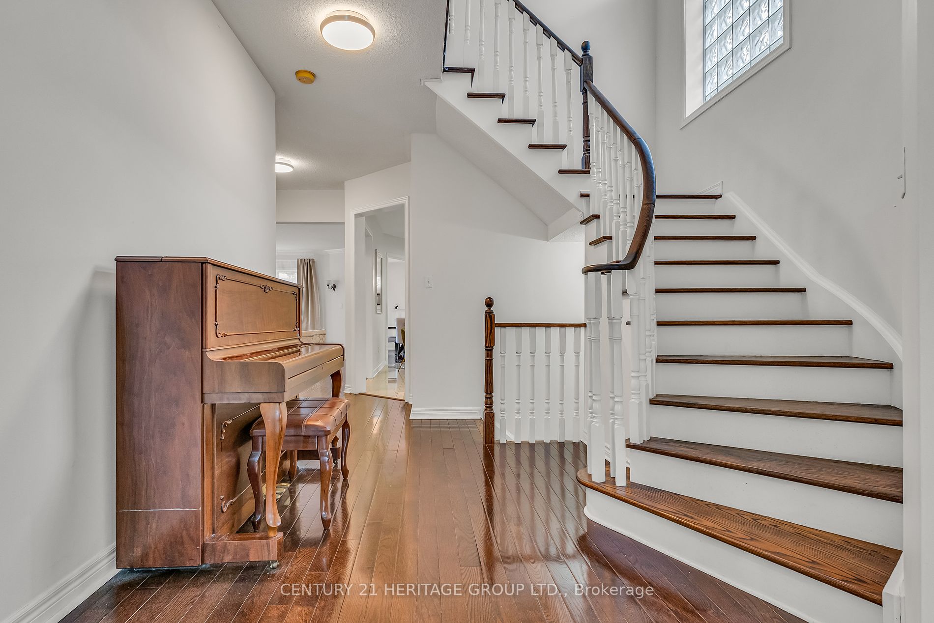 224 SUMMERIDGE Drive