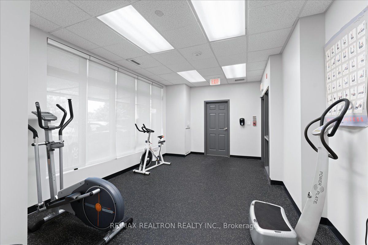 15450 Yonge Street #304