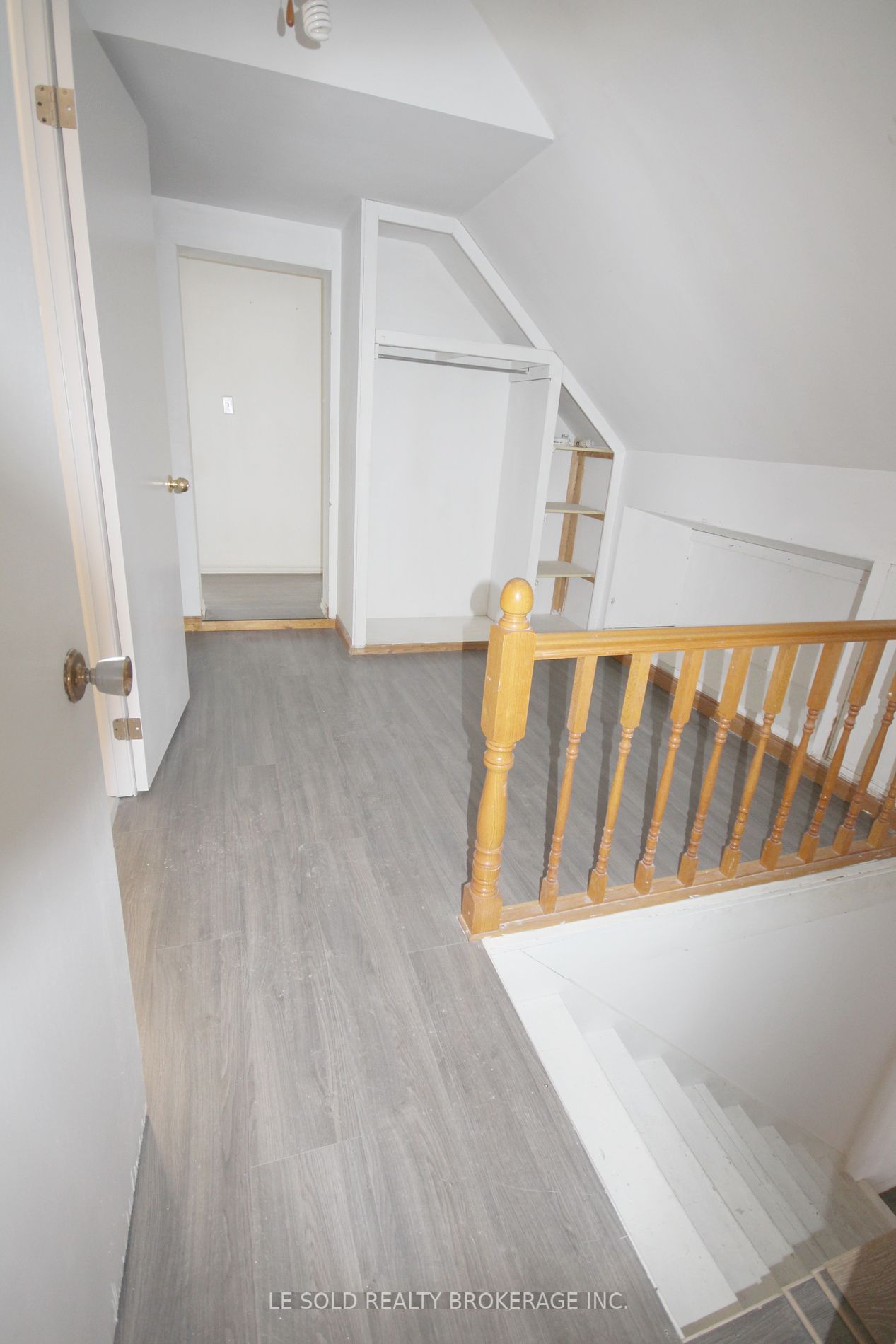 169 Gormley Road W
