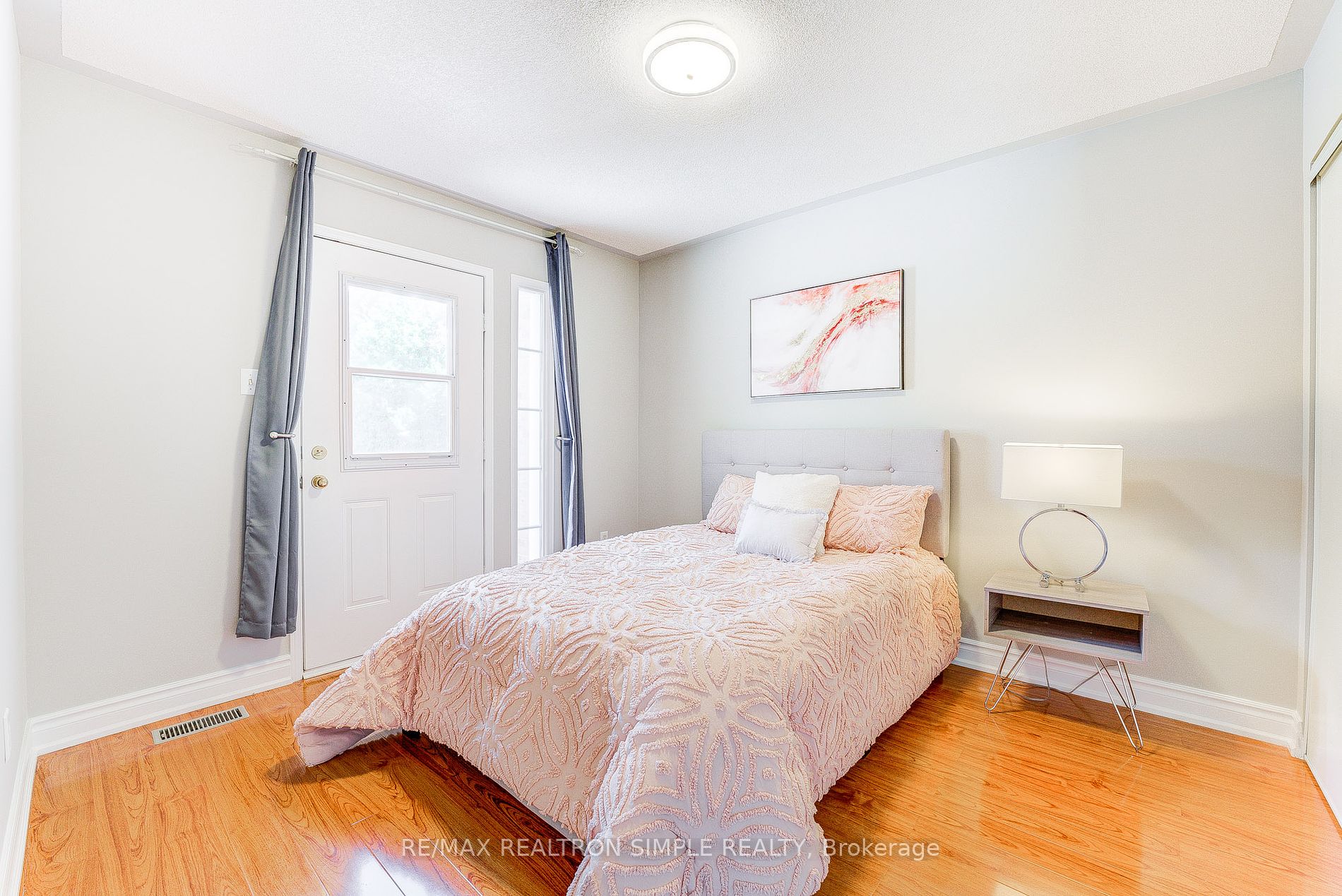 71 Schouten Crescent