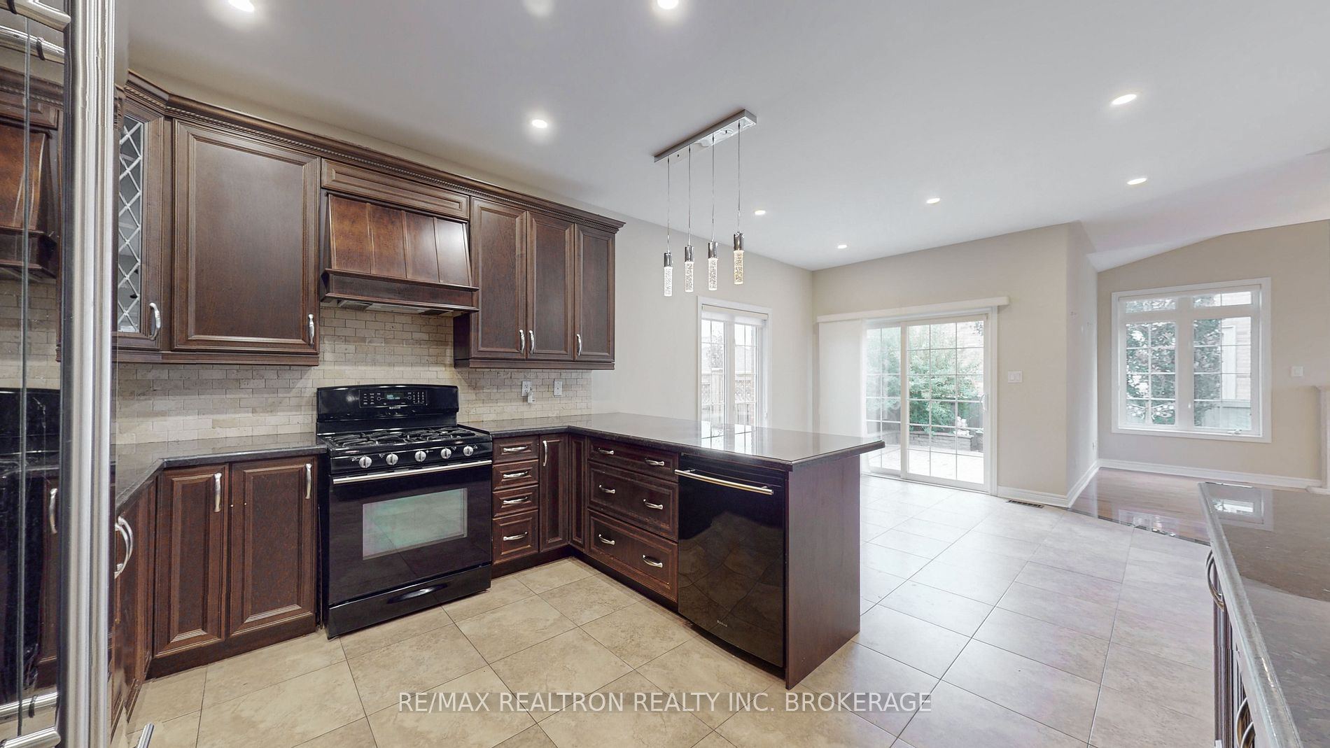 266 Rivermill Crescent