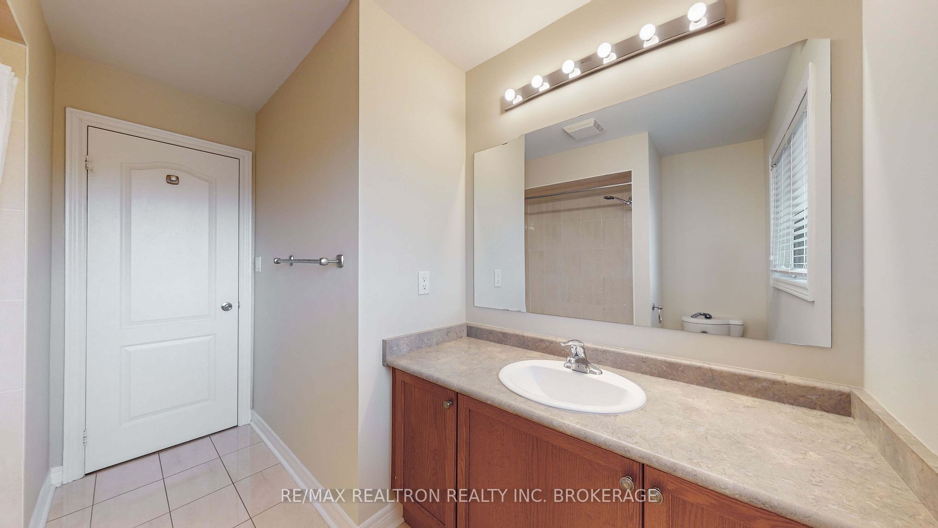 266 Rivermill Crescent