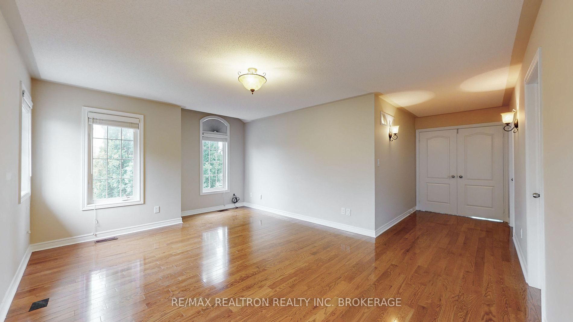 266 Rivermill Crescent