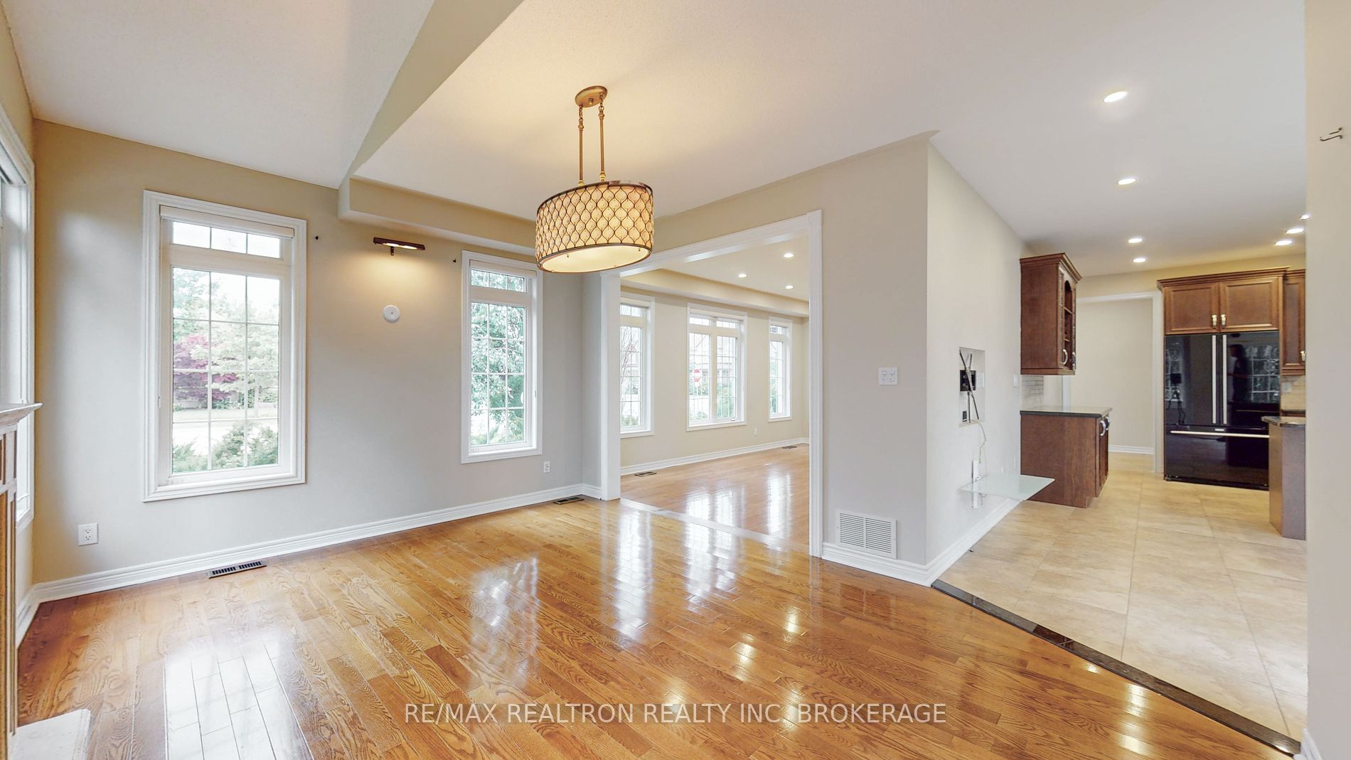 266 Rivermill Crescent