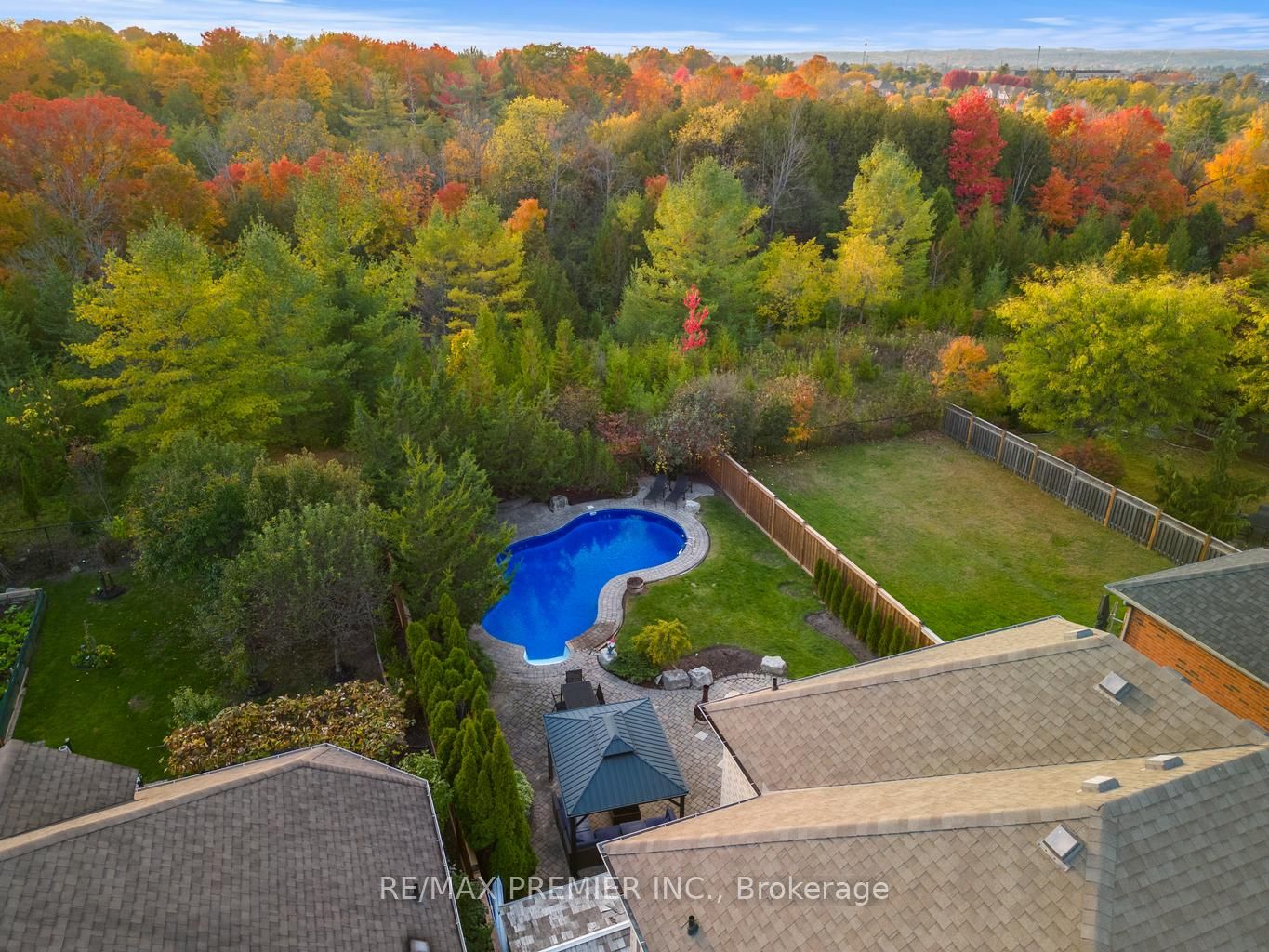 66 Benville Cres