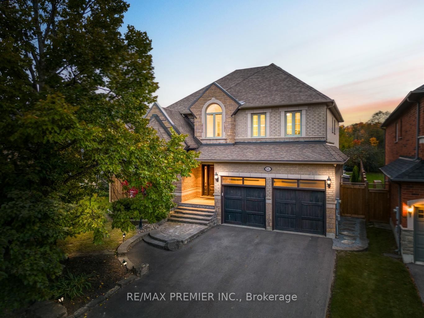 66 Benville Cres