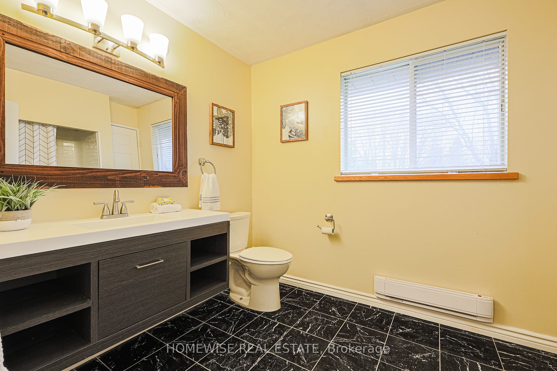 128 Moores Beach Road