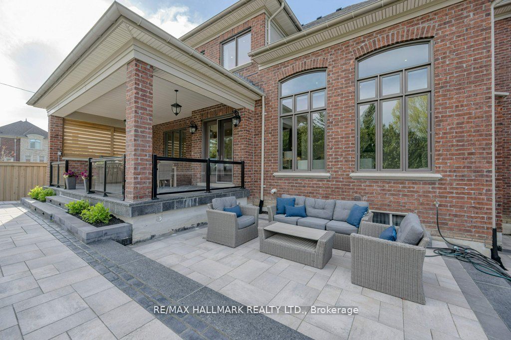 5 Hogan Court
