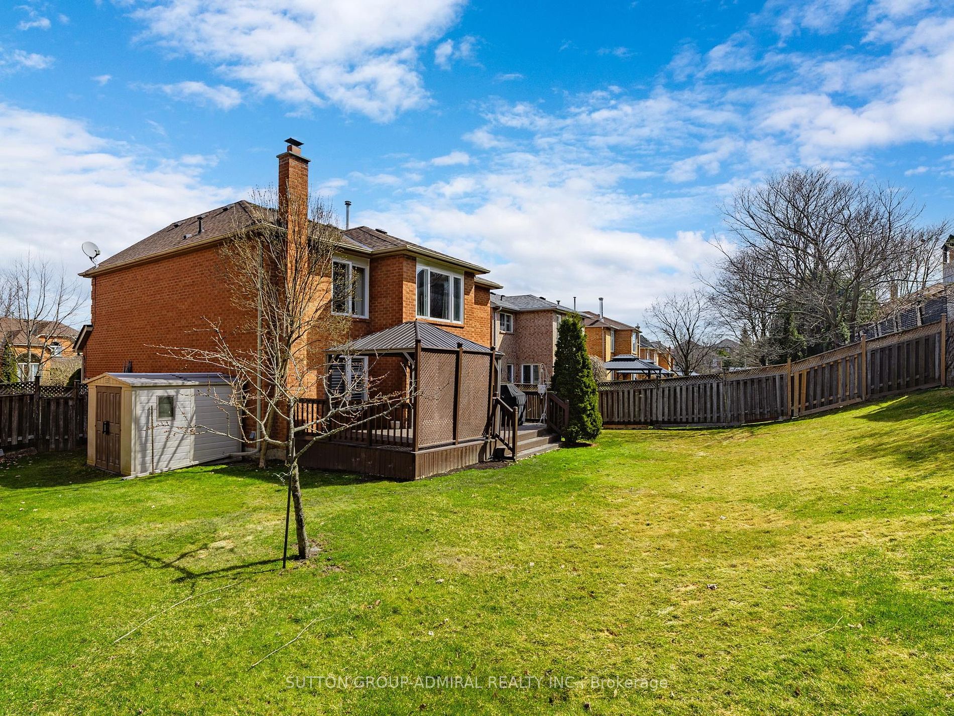 7 Loraview Lane
