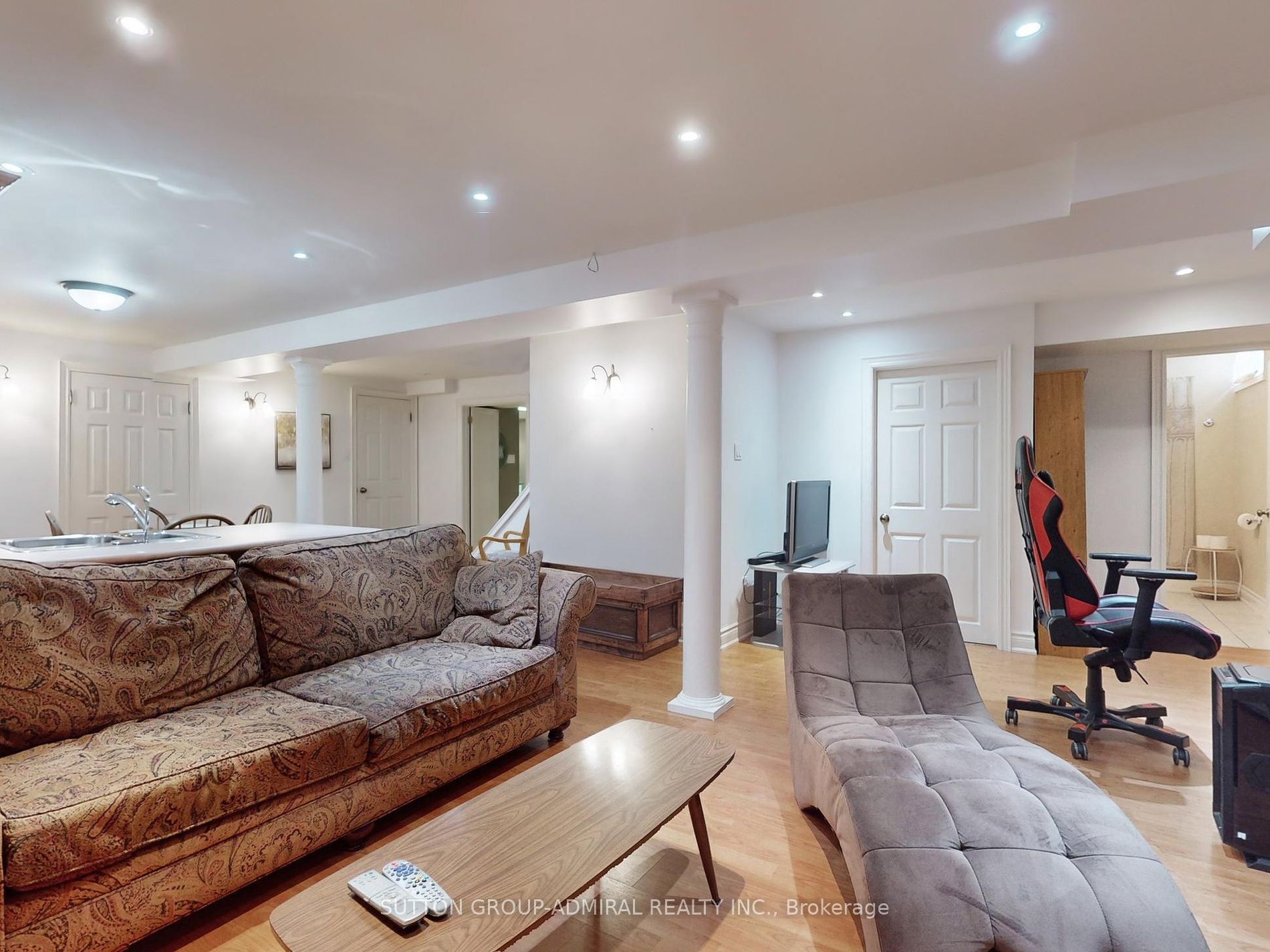 7 Loraview Lane