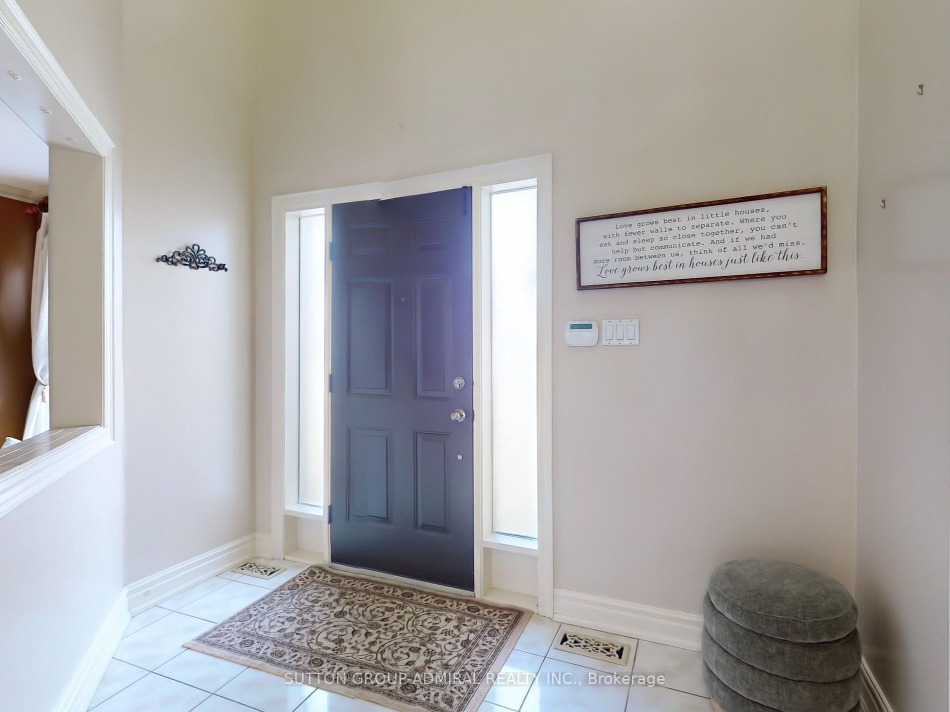 7 Loraview Lane