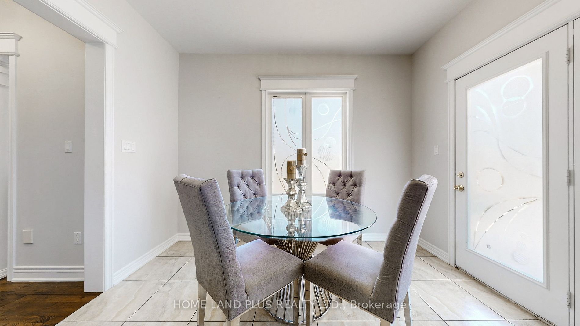 232 Shale Cres
