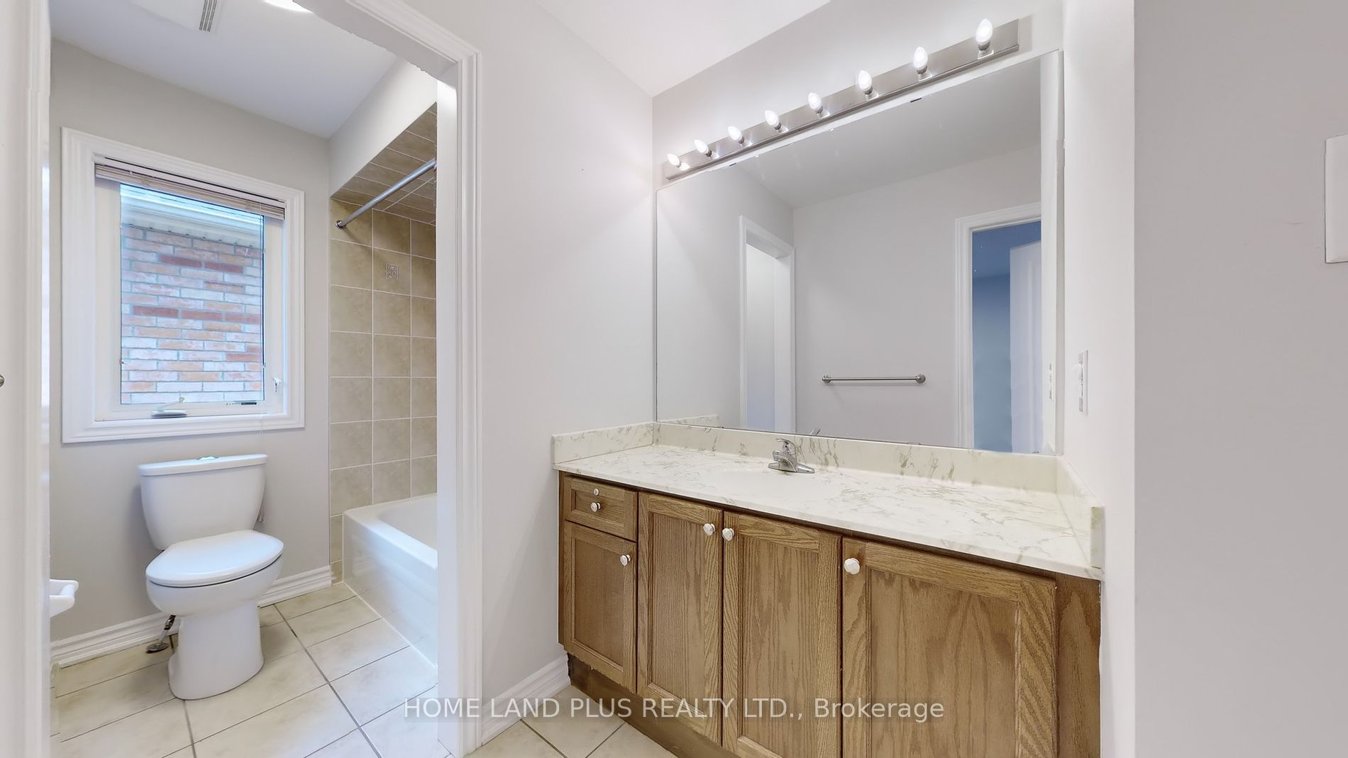 232 Shale Cres