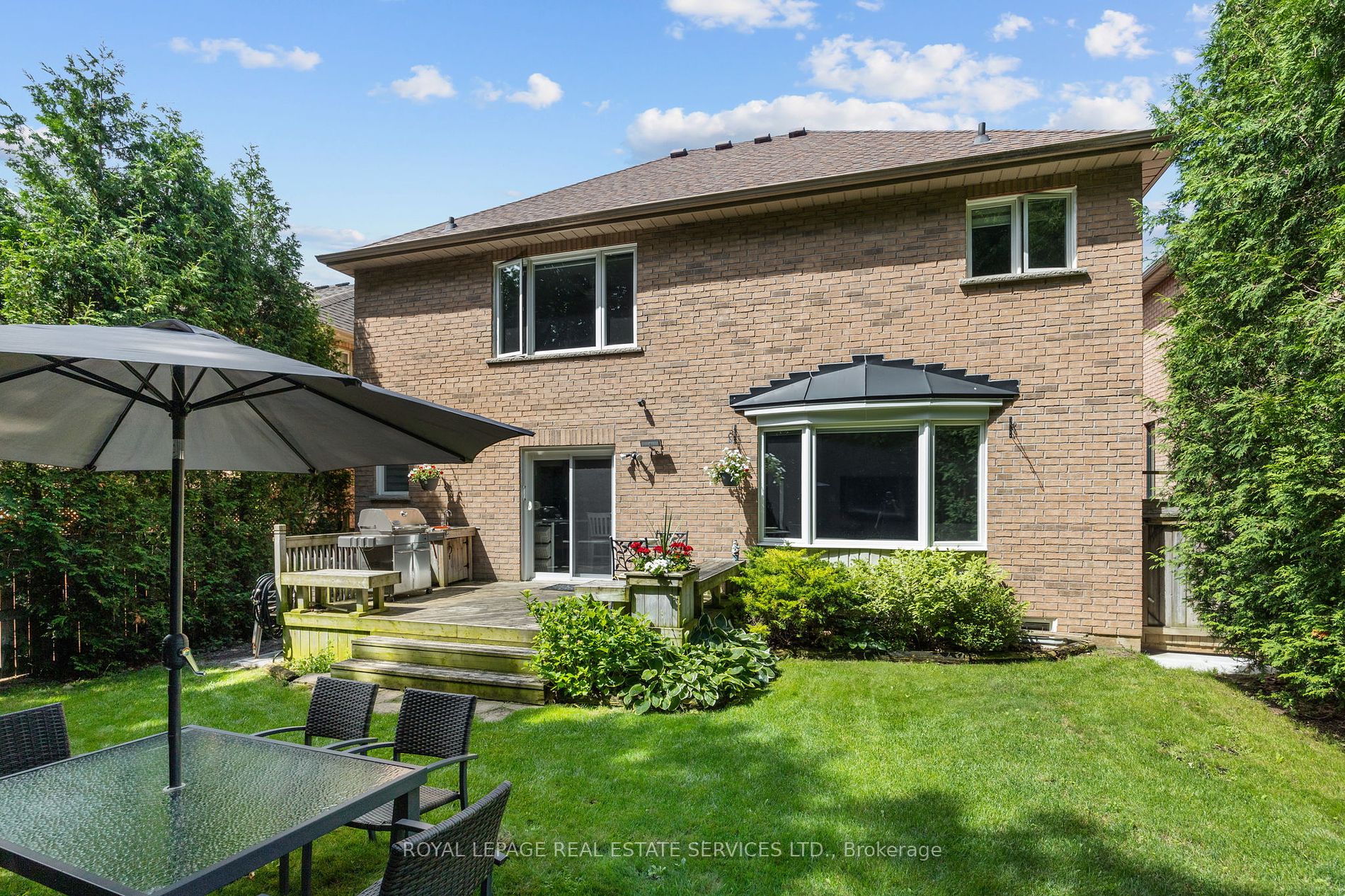101 Thornhill Woods Dr