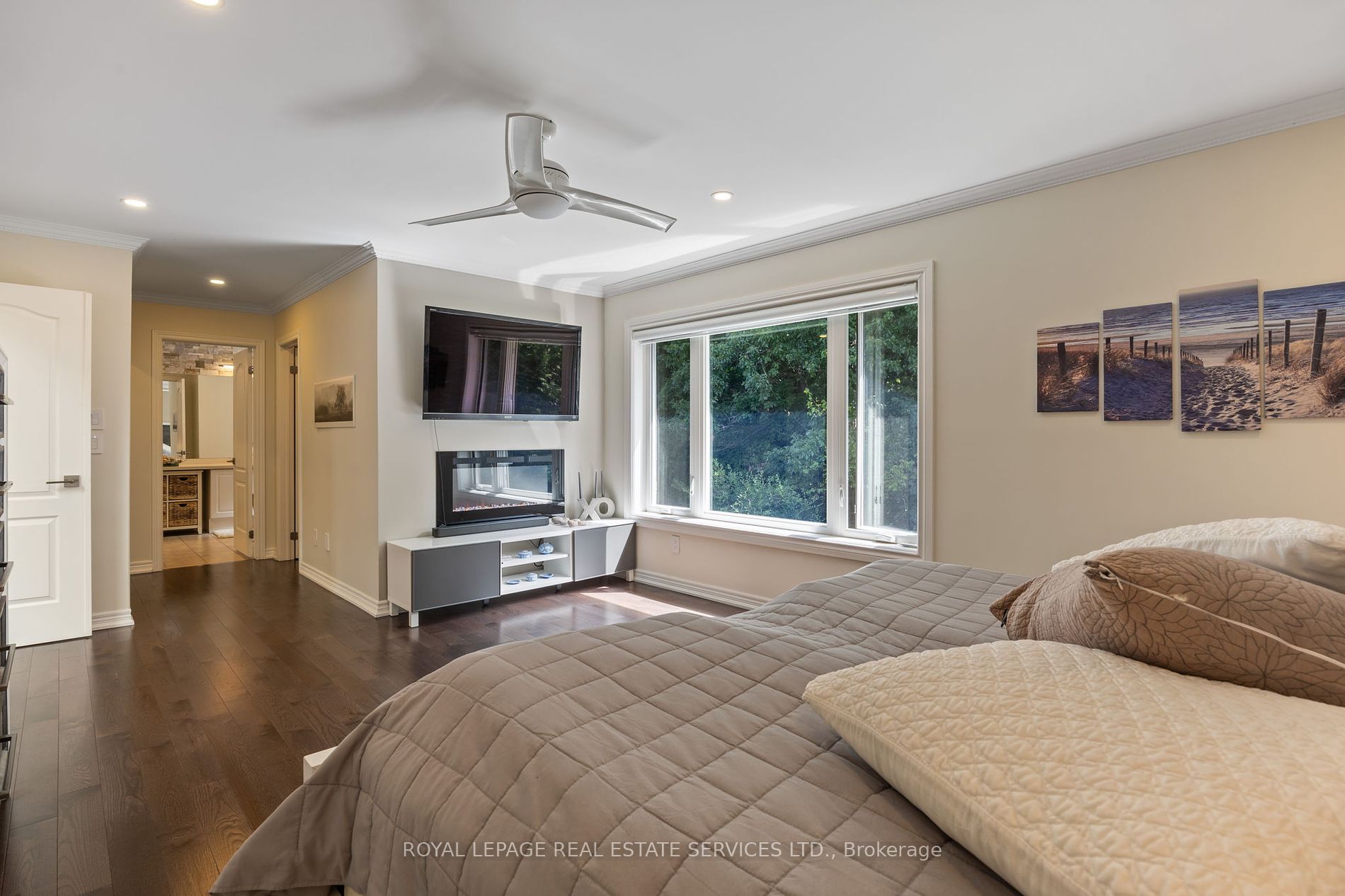 101 Thornhill Woods Dr