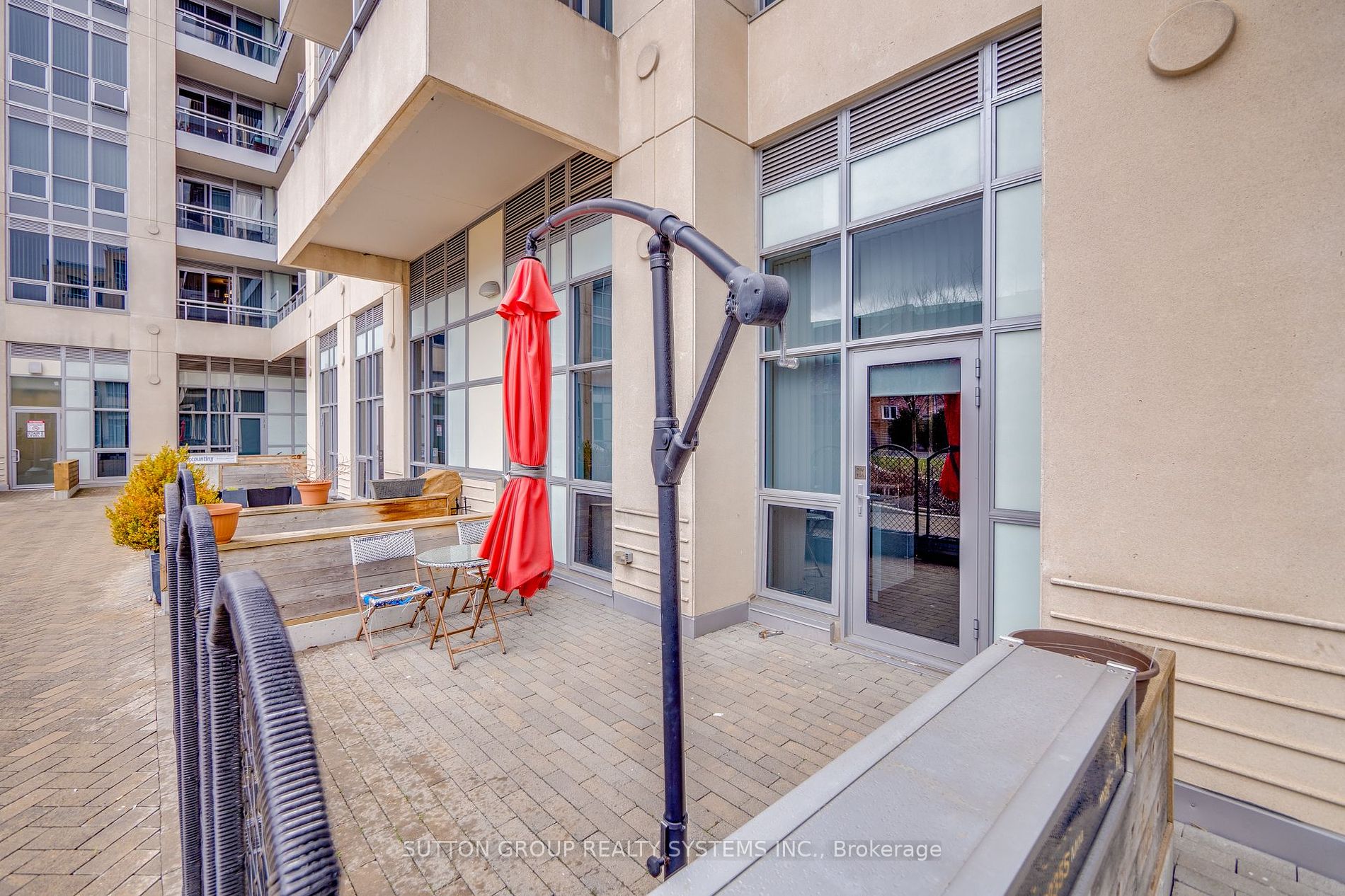 9191 Yonge Street, #Sw-105