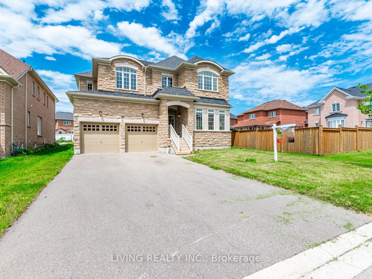 127 Copeland Crescent