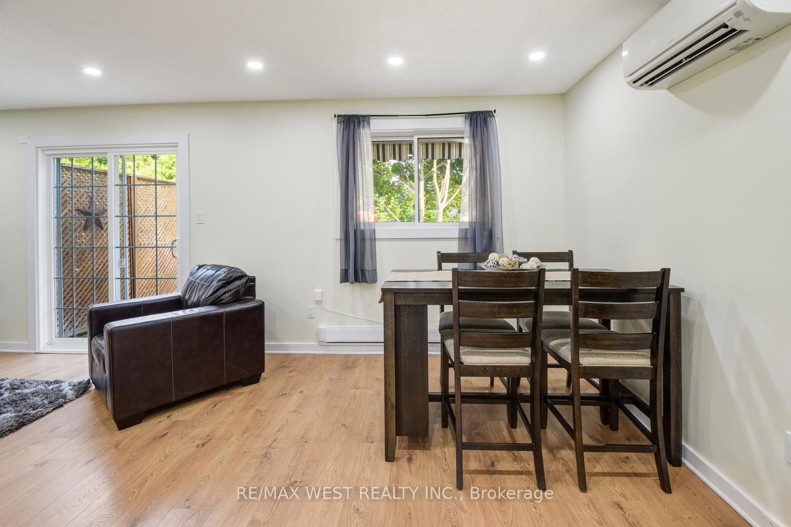 405 Maplegrove Avenue