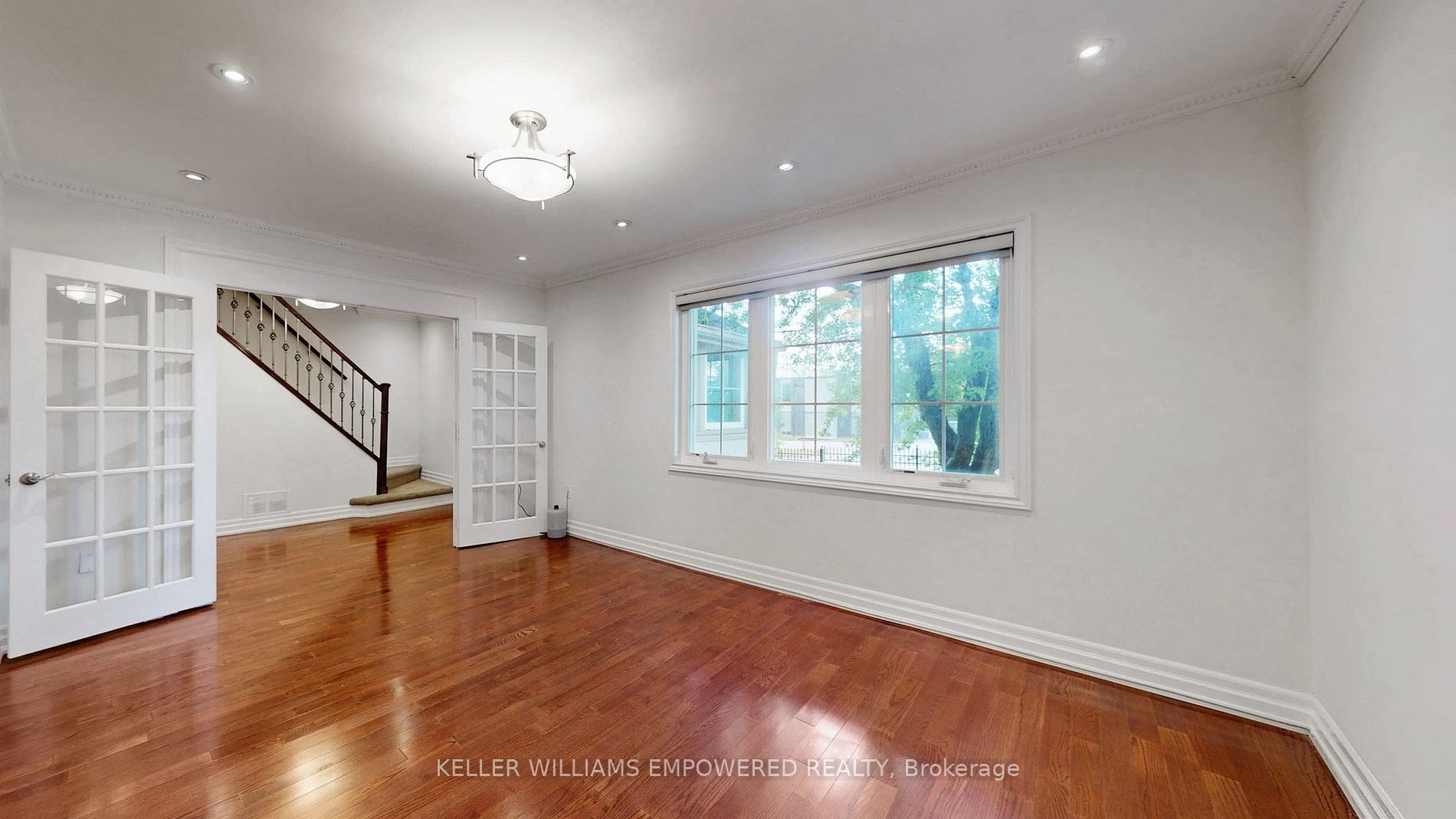 98 Glen Cameron Road