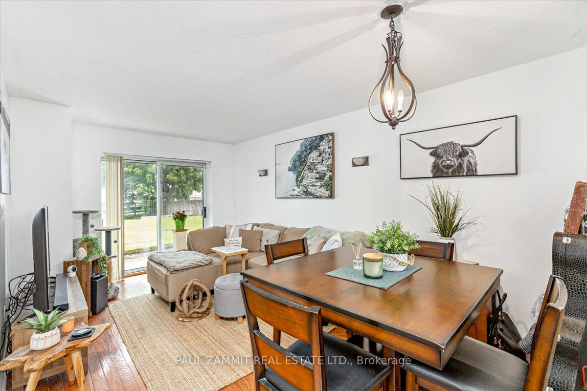 39 Oneida Cres, #306