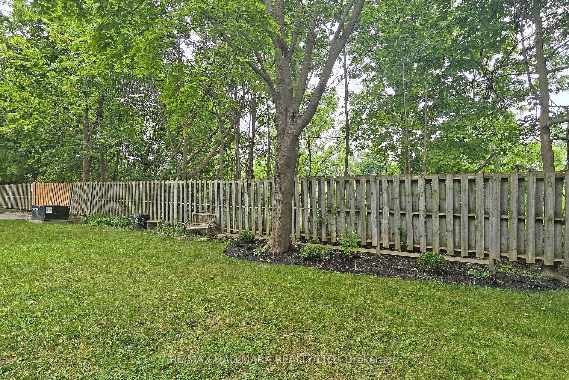 1672 John St, #10