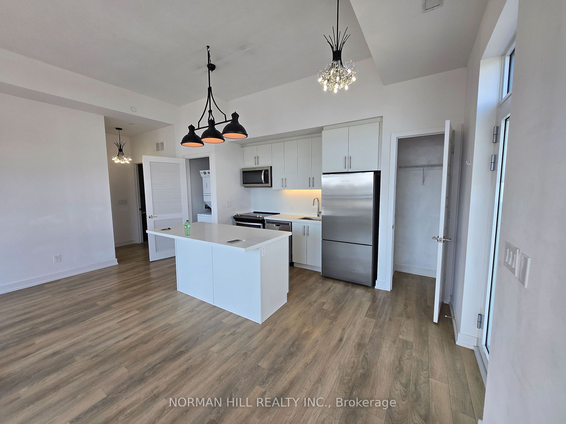 331 Broward Way, #127