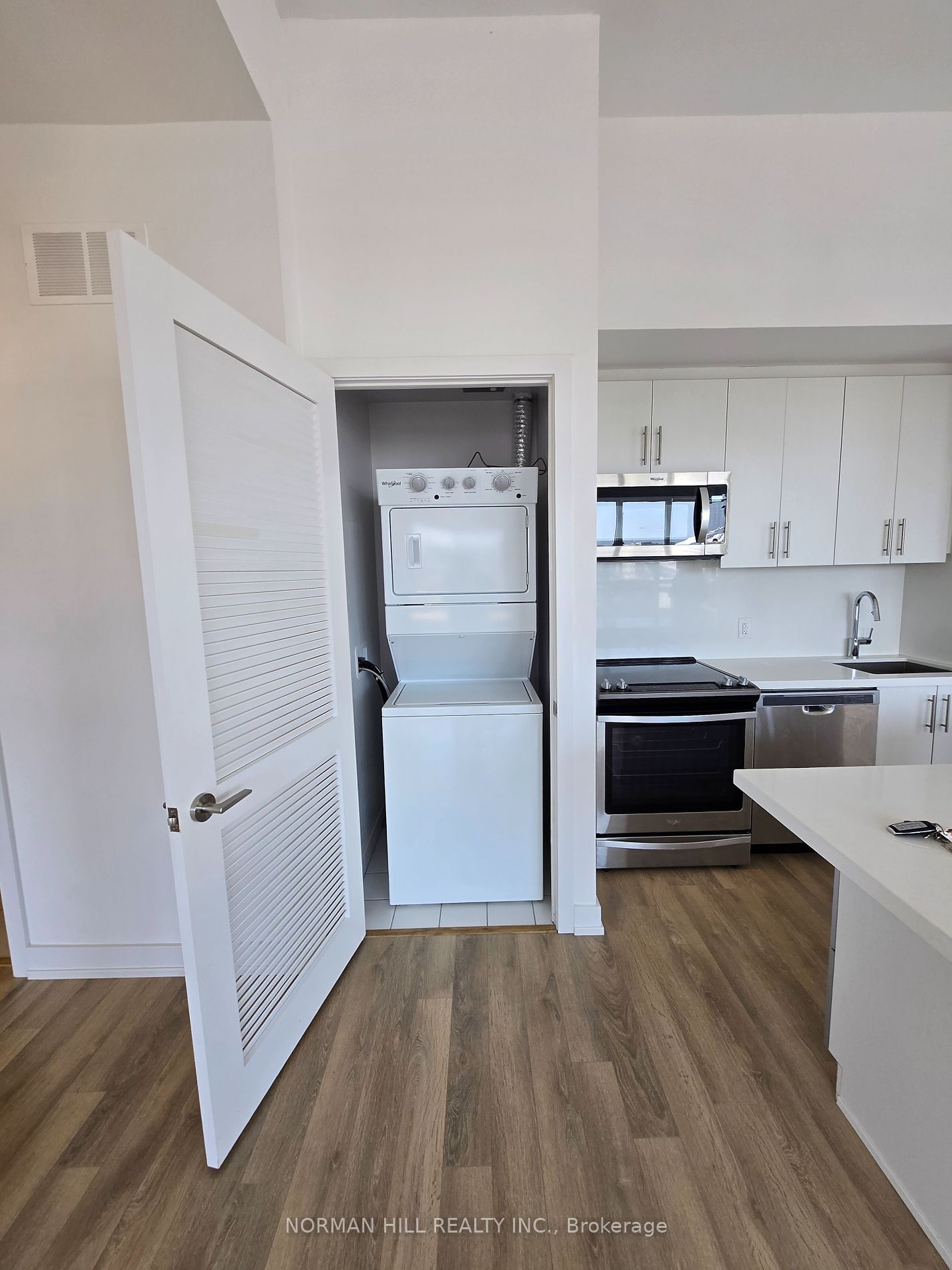 331 Broward Way, #127