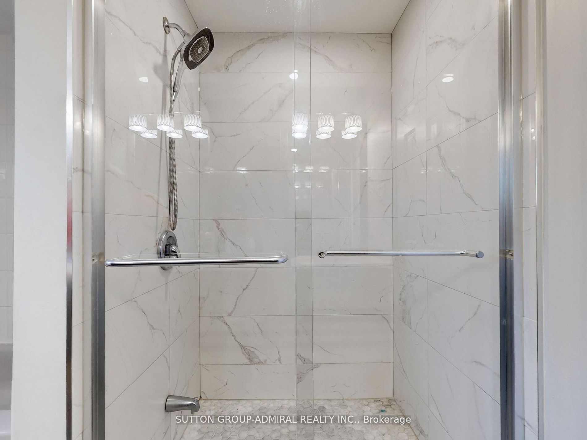 308 Petheram Pl