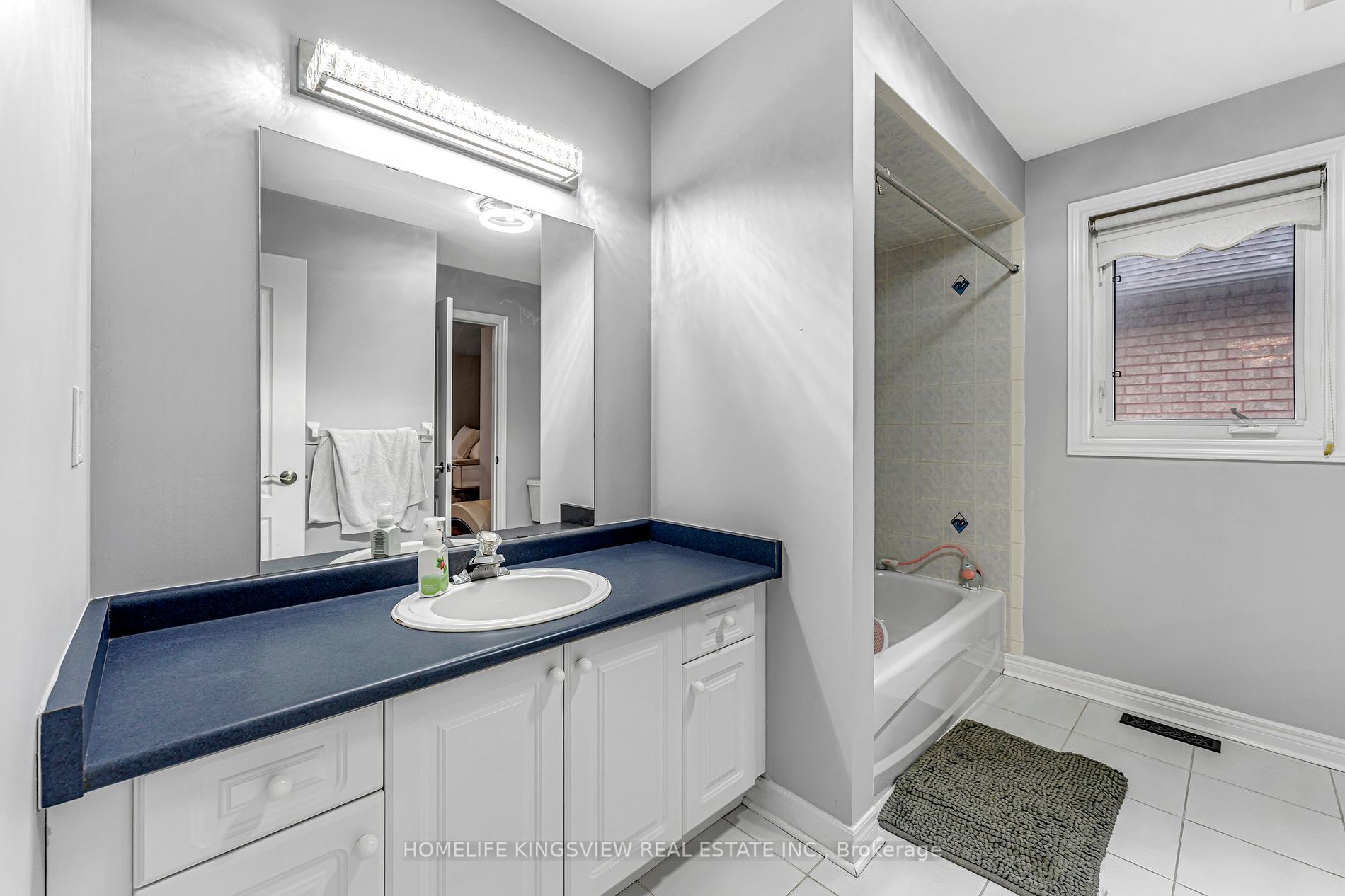 31 Blue Diamond Terrace