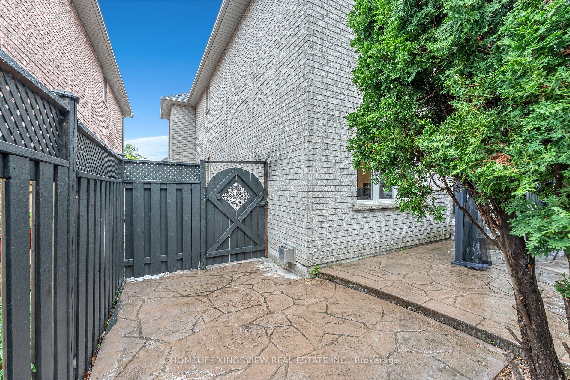 31 Blue Diamond Terrace