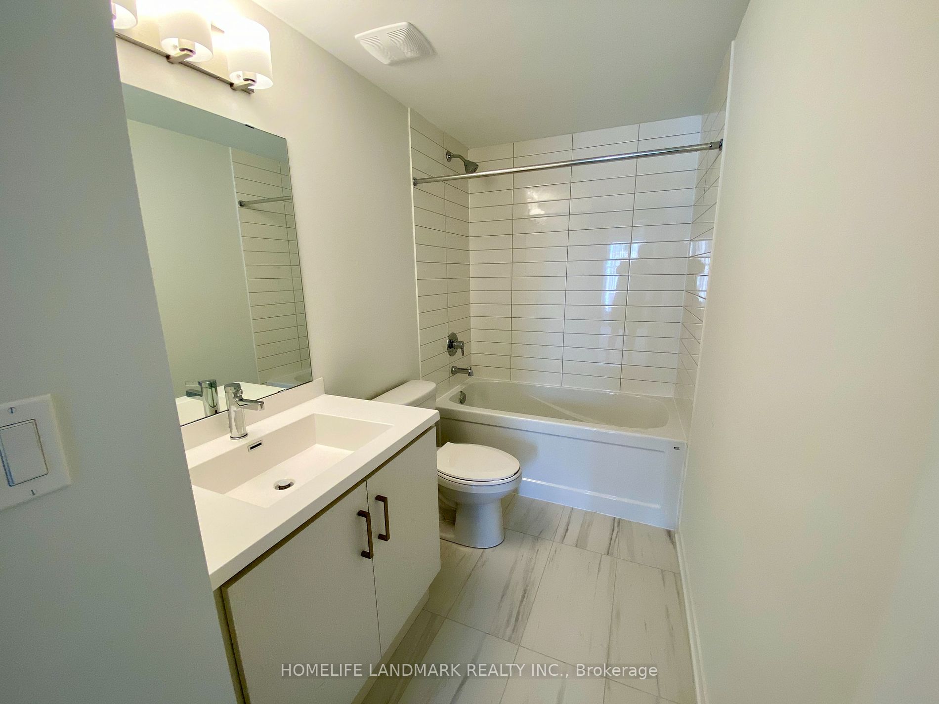 131 Honeycrisp Cres, #TH223
