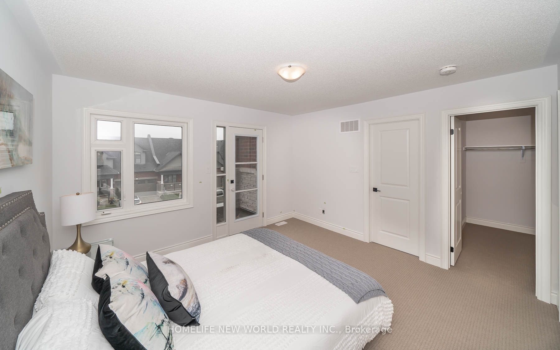 10 Ballinger Way