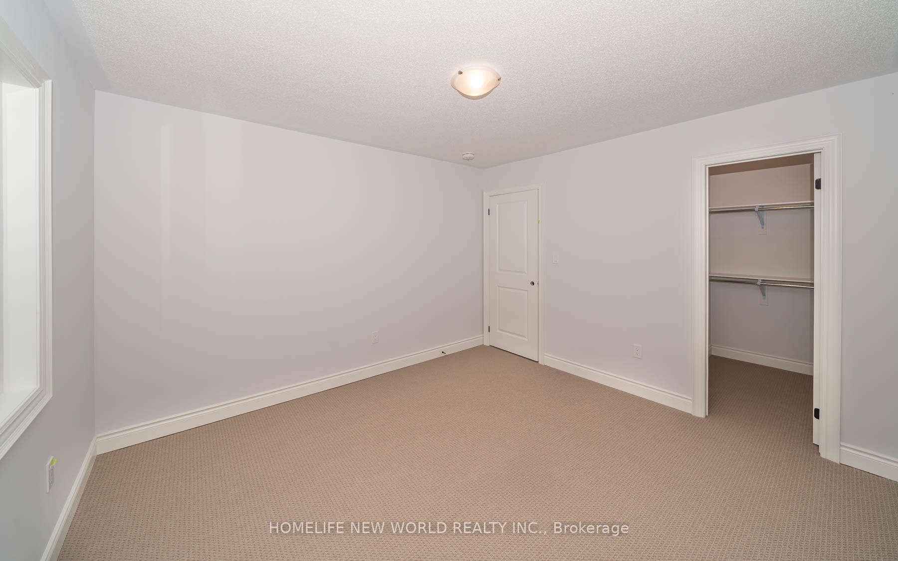 10 Ballinger Way