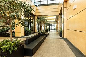 2910 highway 7 Rd W, #3004