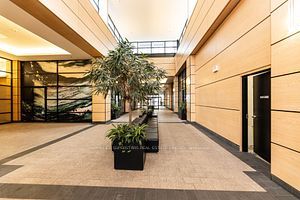 2910 highway 7 Rd W, #3004