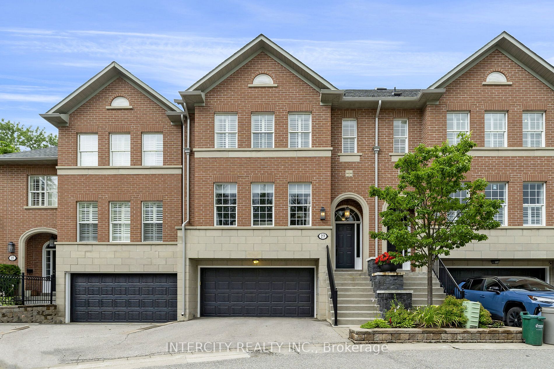 8038 Yonge St, #19